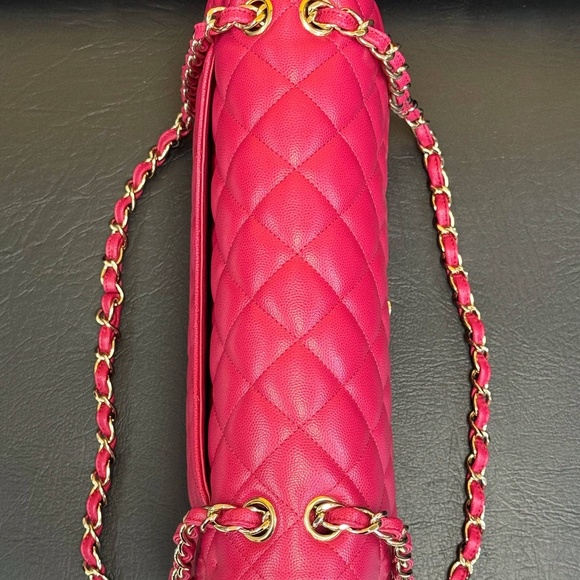 New Rare CHANEL Fuchsia Pink Large Classic Flap Bag Grained Calfskin Gold metal - Picture 7 of 14